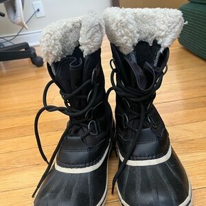 Sorel Black waterproof Winter Boots